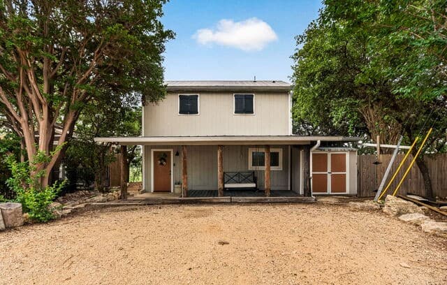2-bedroom rental at 776 Grandview Circle in Bandera, TX — photo 5
