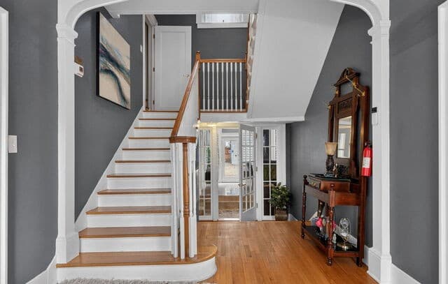 4-bedroom rental at 343 W Gramercy Pl in San Antonio, TX — photo 3