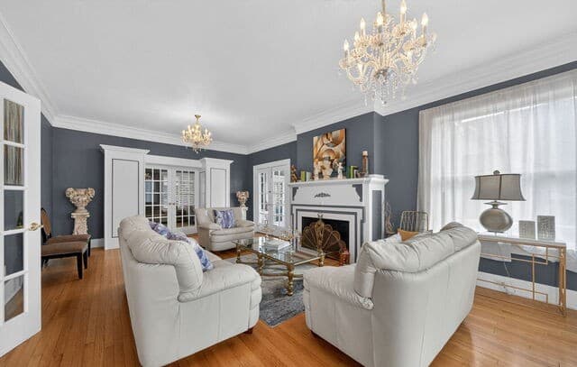 4-bedroom rental at 343 W Gramercy Pl in San Antonio, TX — photo 4