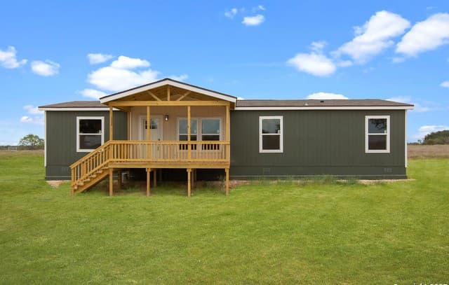 4-bedroom rental at 2284 Stevens Rd in Somerset, TX — photo 1