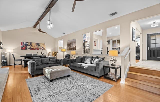3-bedroom rental at 2522 Crow Vly in San Antonio, TX — photo 1