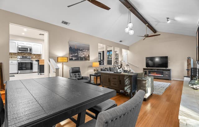 3-bedroom rental at 2522 Crow Vly in San Antonio, TX — photo 5