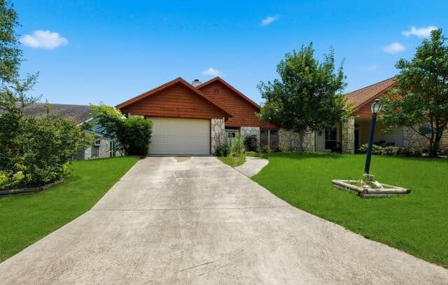 Home for sale at 3813 Hunters Gln in Schertz, TX — photo 3