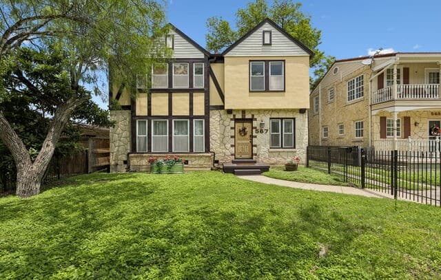 Home for sale at 567 Donaldson in San Antonio, TX — photo 2