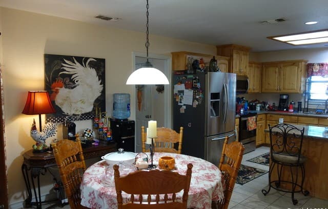 Home for sale at 139 Champions Blvd in La Vernia, TX — photo 5