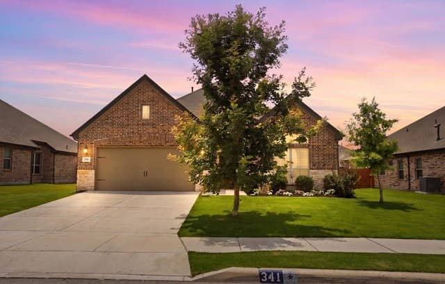 4-bedroom rental at 341 Misty Sails in Cibolo, TX — photo 3
