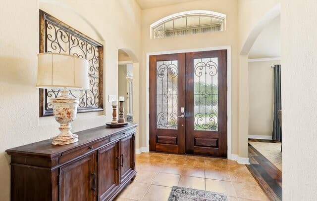 3-bedroom rental at 333 Cascade Trl in Castroville, TX — photo 5