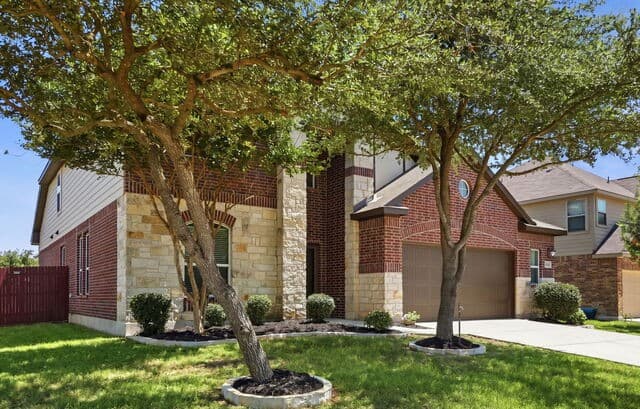 Home for sale at 2944 Winding Trl in Schertz, TX — photo 2