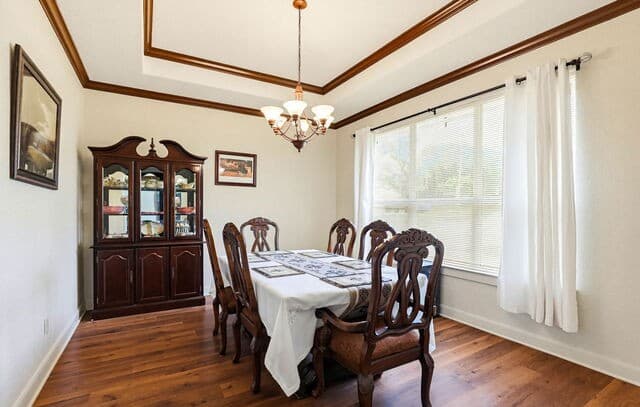 Home for sale at 1103 Eagle View in Pleasanton, TX — photo 5