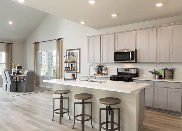 5-bedroom rental at 5509 Mcbride St in Cibolo, TX — photo 4