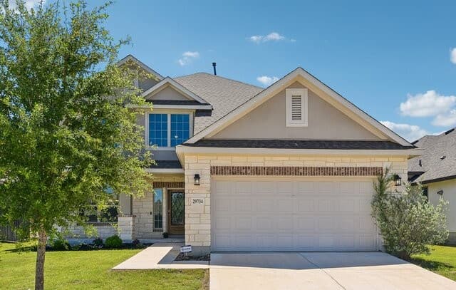 4-bedroom rental at 29734 Wackford Rdg in Fair Oaks Ranch, TX — photo 1