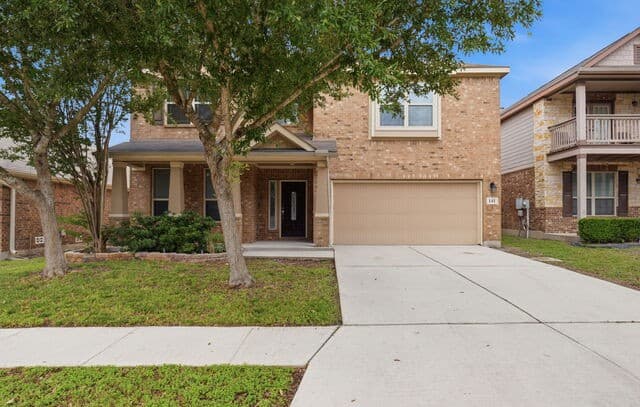 4-bedroom rental at 141 Buckskin Way in Cibolo, TX — photo 2