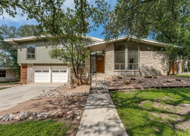 3-bedroom rental at 9018 Rock Cliff Rd in San Antonio, TX — photo 1