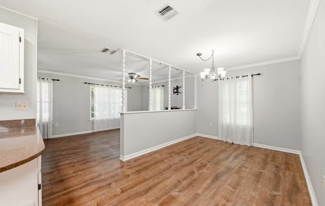3-bedroom rental at 15751 Medina in LaCoste, TX — photo 4