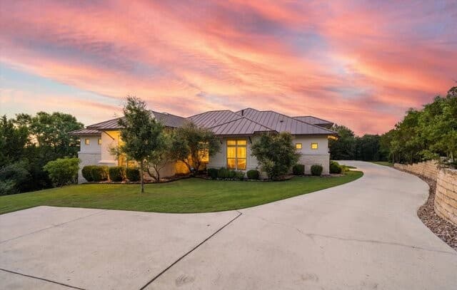 4-bedroom rental at 643 Menger Spgs in Boerne, TX — photo 5