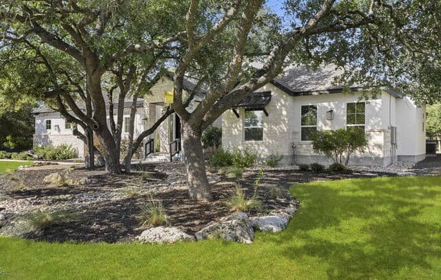 5-bedroom rental at 1062 Pegasus Dr in Spring Branch, TX — photo 1