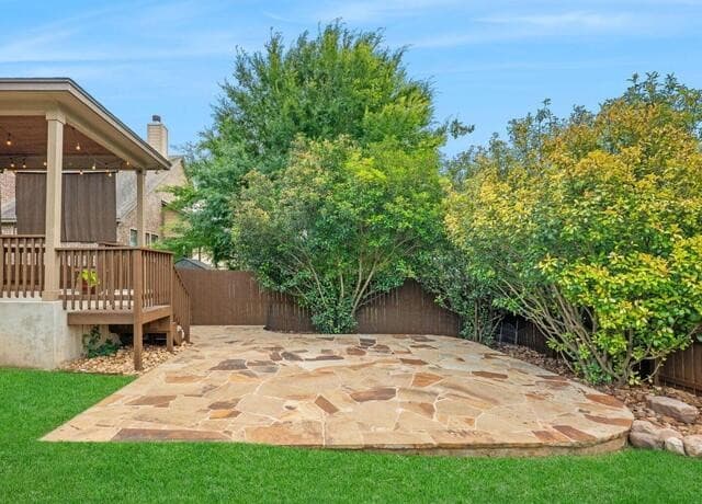 4-bedroom rental at 27211 Smokey Chase in Boerne, TX — photo 5