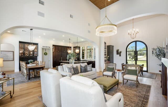 4-bedroom rental at 273 Vaquero Pass in Boerne, TX — photo 4