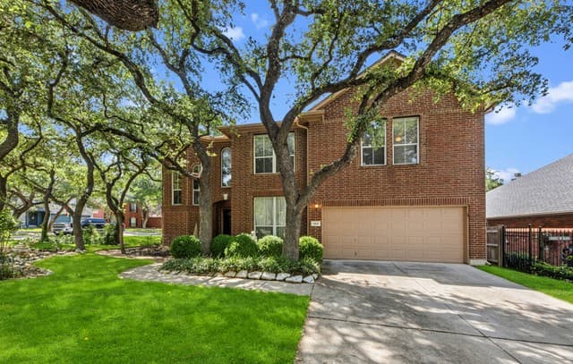 3-bedroom rental at 103 Terra Cotta in Universal City, TX — photo 1