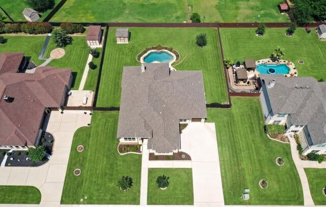 4-bedroom rental at 7118 Delaine Park in Schertz, TX — photo 5