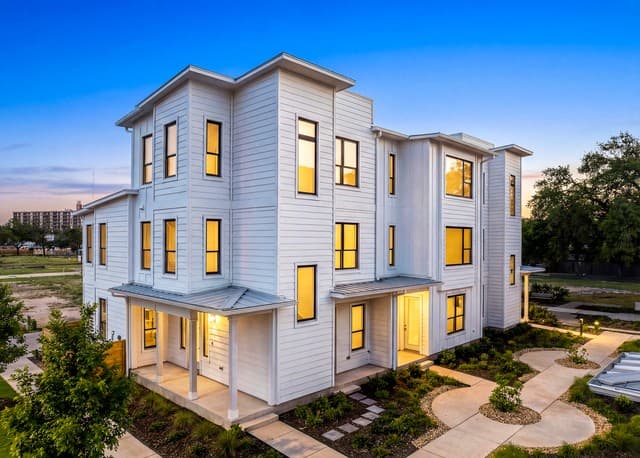 3-bedroom rental at 414 Santa Clara Pl Unit BLDG. 2 in San Antonio, TX — photo 2