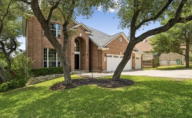 Home for sale at 10614 Spirit Horse in Helotes, TX — photo 2