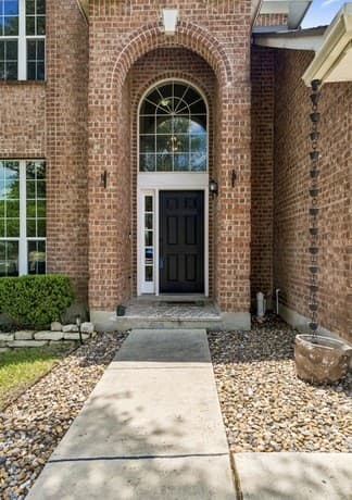 Home for sale at 10614 Spirit Horse in Helotes, TX — photo 4