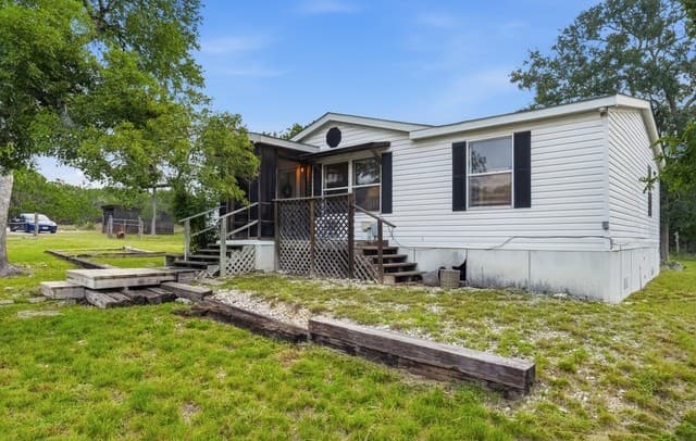 3-bedroom rental at 114 River Ranch Rd in Boerne, TX — photo 1