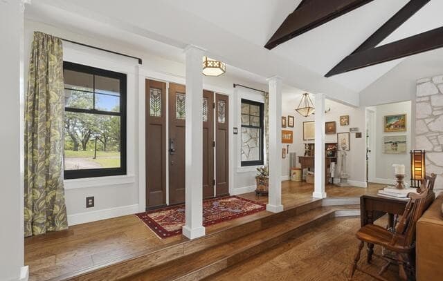 4-bedroom rental at 9003 Cedar Trl in Boerne, TX — photo 4