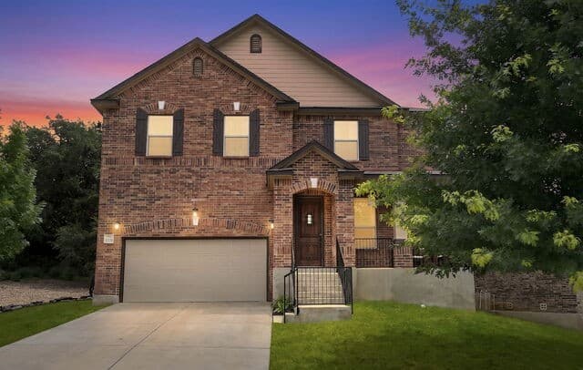 Home for sale at 11335 Red Oak Turn in Helotes, TX — photo 2