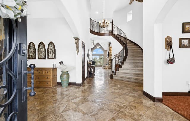 4-bedroom rental at 261 Coveney Trl in Boerne, TX — photo 4