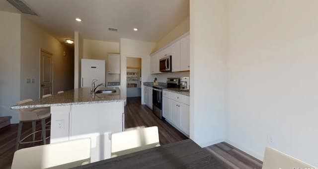 4-bedroom rental at 11004 Nockies Court in Adkins, TX — photo 5