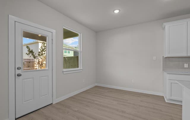 4-bedroom rental at 6579 Bufflehead Bend in Leon Valley, TX — photo 4