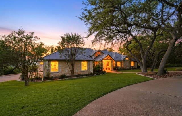 5-bedroom rental at 8134 Triple Crown in Boerne, TX — photo 1