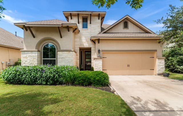 4-bedroom rental at 106 Escondido in Boerne, TX — photo 1