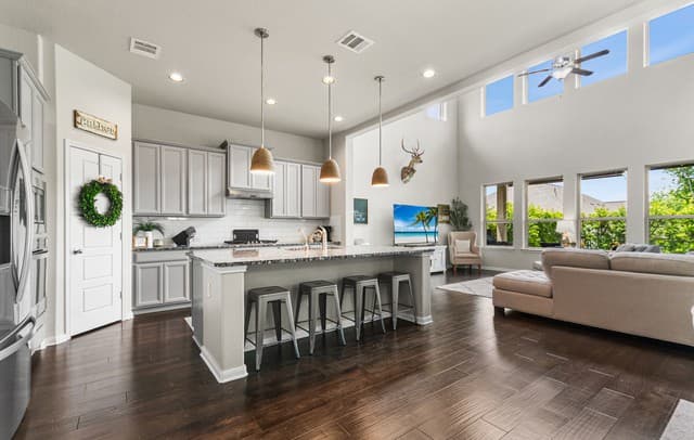 4-bedroom rental at 106 Escondido in Boerne, TX — photo 2