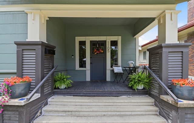 Home for sale at 1105 W Mulberry in San Antonio, TX — photo 4