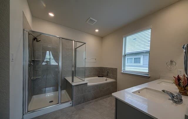 3-bedroom rental at 4939 Ranahan Pass in St Hedwig, TX — photo 4