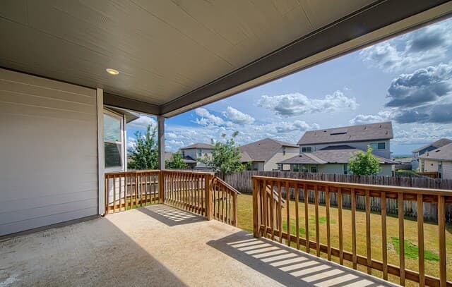 3-bedroom rental at 4939 Ranahan Pass in St Hedwig, TX — photo 5