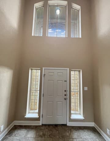 4-bedroom rental at 26934 Oleander Chase in Boerne, TX — photo 5