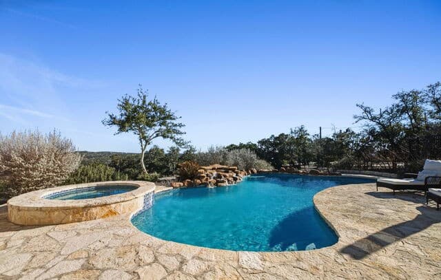 4-bedroom home for sale at 103 High Sierra Dr in Boerne TX