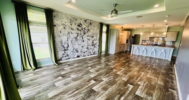 4-bedroom rental at 153 May Rd in Pleasanton, TX — photo 5