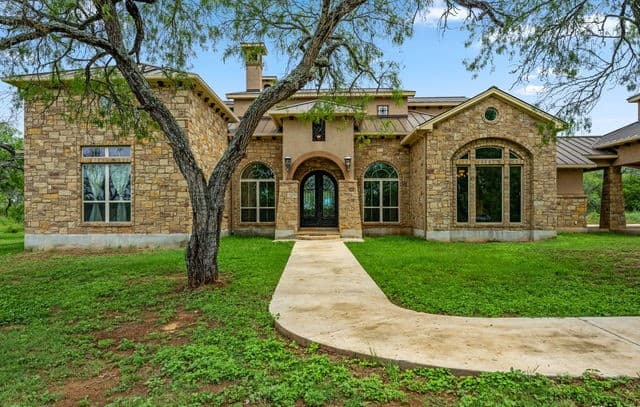 4-bedroom home for sale at 10651 Kosub Ln in San Antonio TX