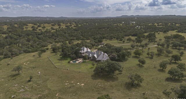 2-bedroom home for sale at 104 Sentido in Boerne TX