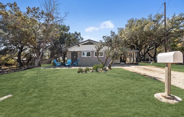 5-bedroom home for sale at 166 Desert Poppy in Bandera TX