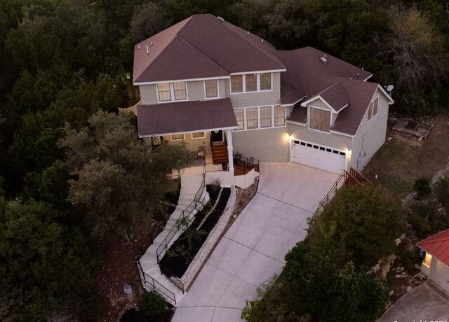 5-bedroom home for sale at 11229 Cave Creek in Helotes TX