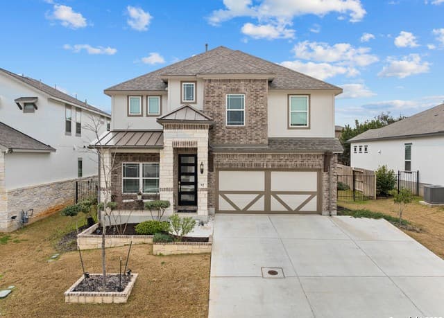 4-bedroom home for sale at 92 Telford Way in Boerne TX
