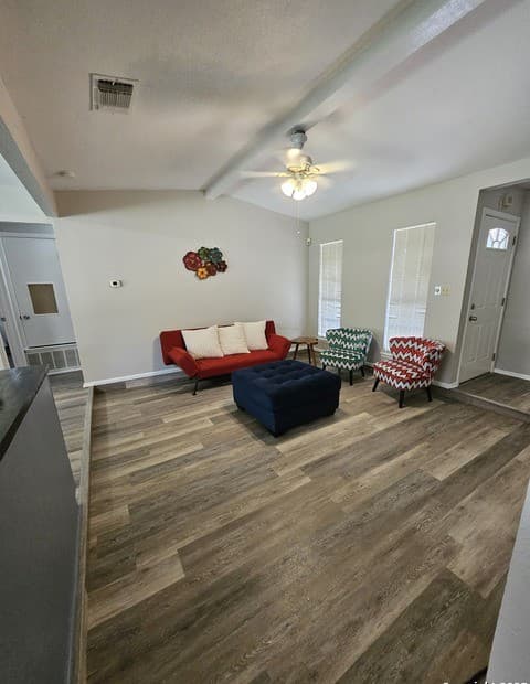 3-bedroom rental at 5814 Cliffmont in San Antonio TX