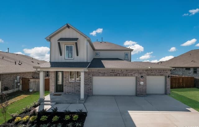 5-bedroom home for sale at 524 Foxbrook Way in Cibolo TX