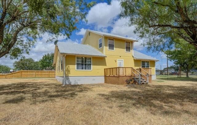 4-bedroom home for sale at 1176 Old Adams in Pleasanton TX